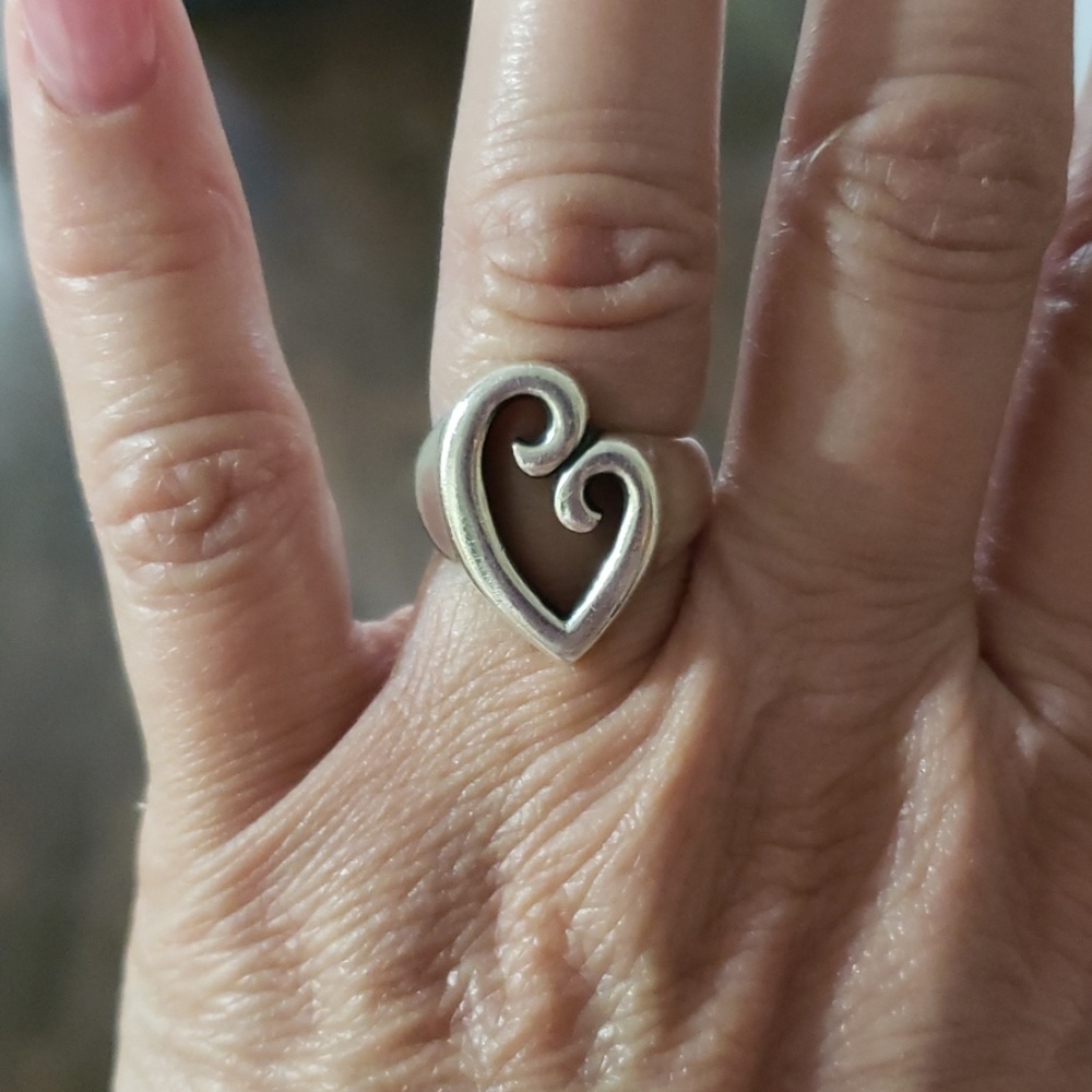 Mothers love ring